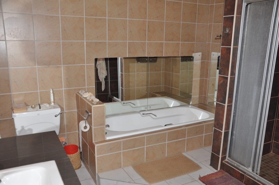 3 Bedroom Property for Sale in Universitas Free State